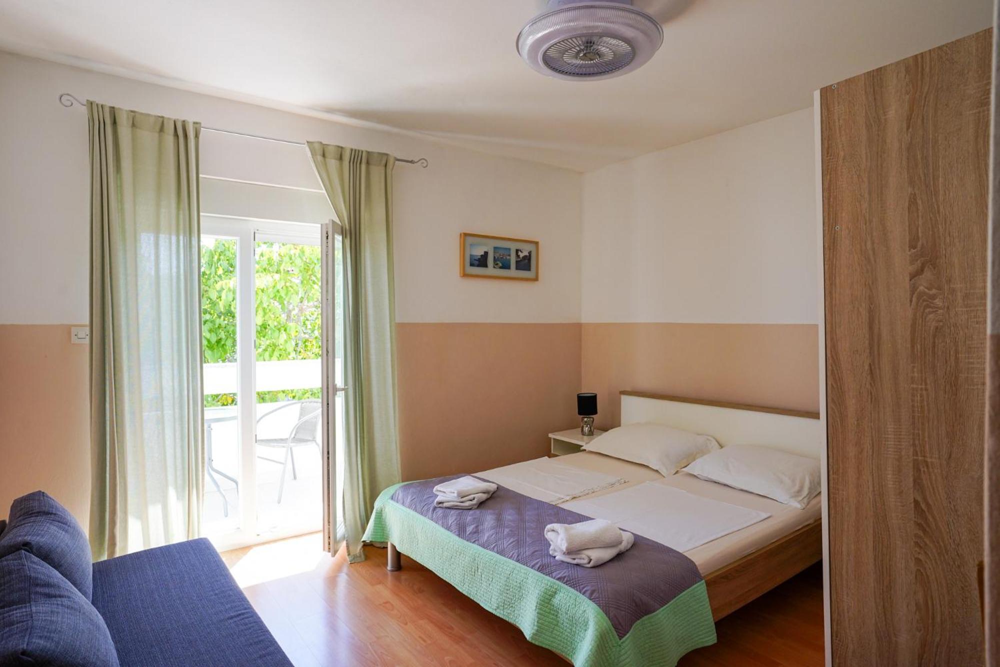Apartments Barica Krk Town Exterior photo